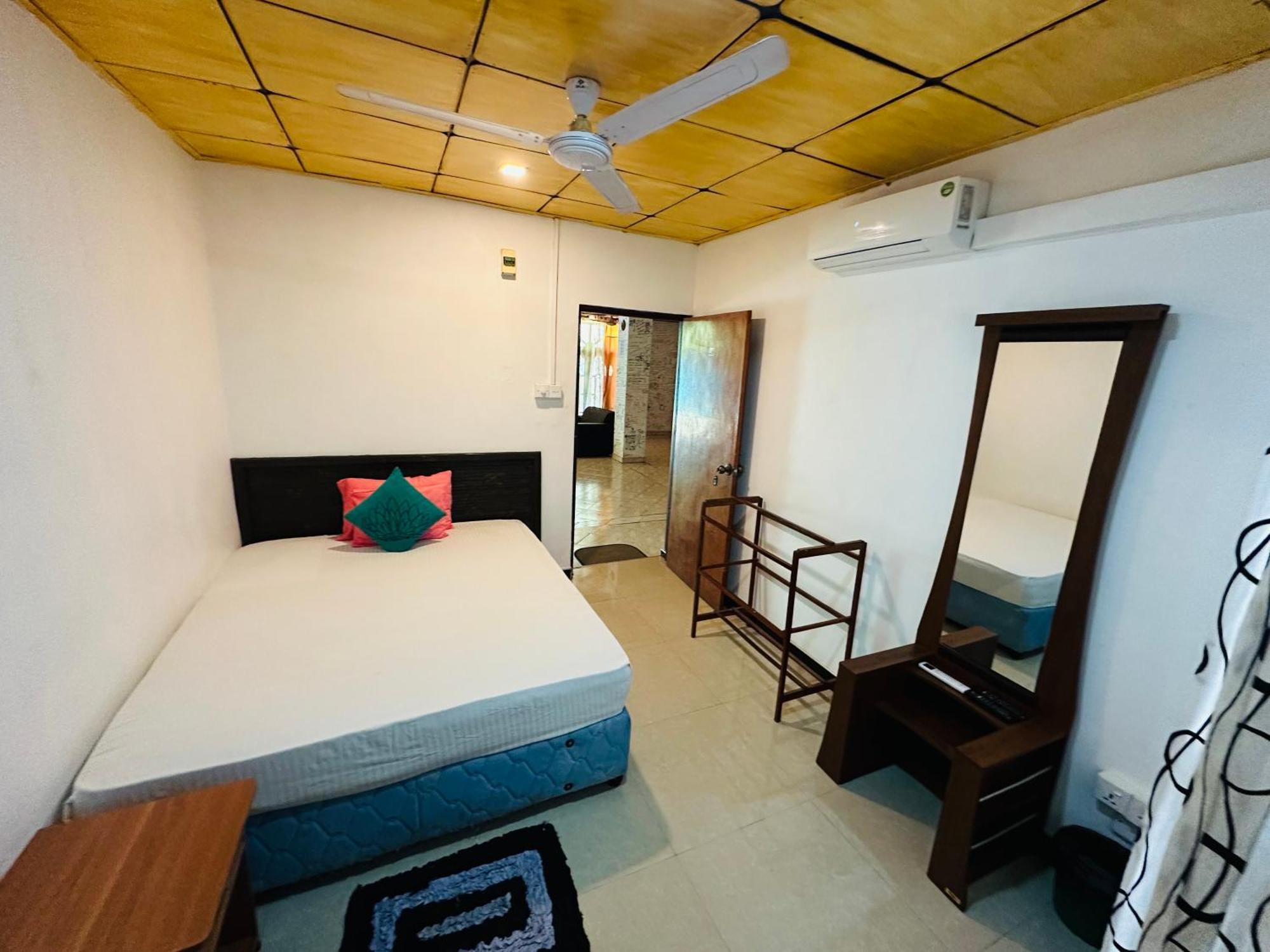 Tishan Holiday Resort Polonnaruwa Habitación foto